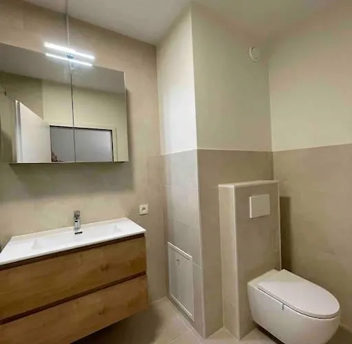 Apartment Safari - Modern, Vernieuwd App Met Zicht Op Zee